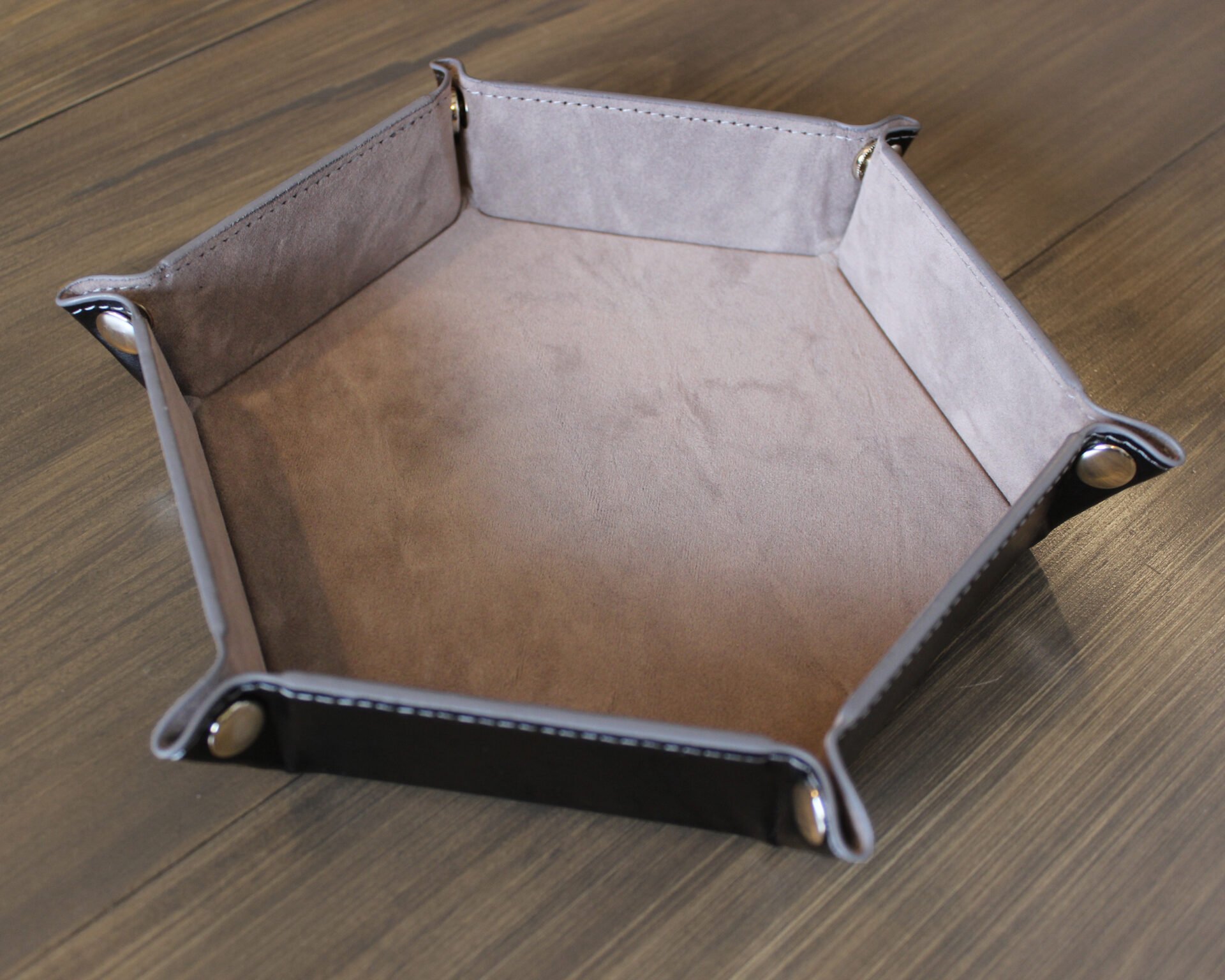 Hexagon Leather Dice Tray - Image 6
