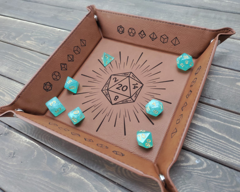 Shinning D20 - Square Leather Dice Tray
